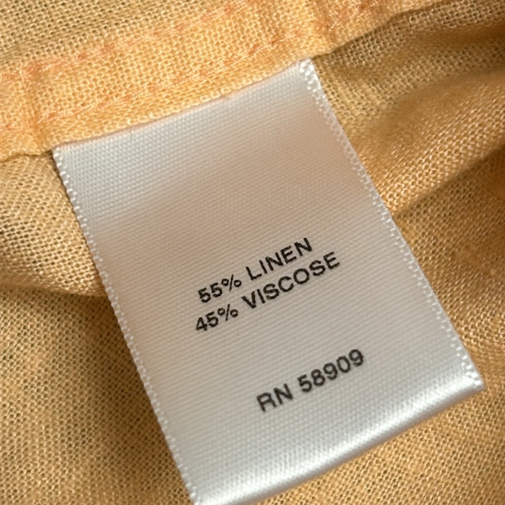 Peach Button Up Top 💥 - Picture 8 of 8